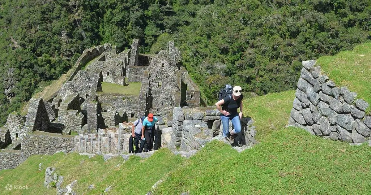 short inca trail to machu picchu